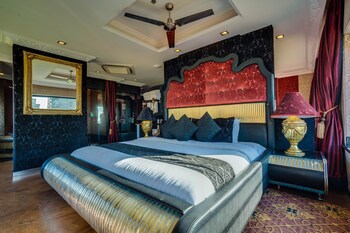 Abc Hotel
