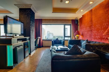 Abc Hotel