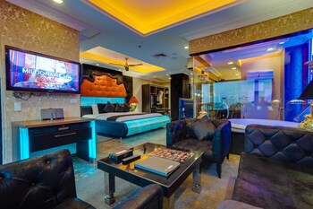 Abc Hotel