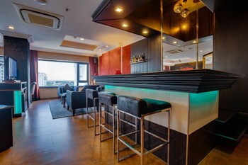 Abc Hotel