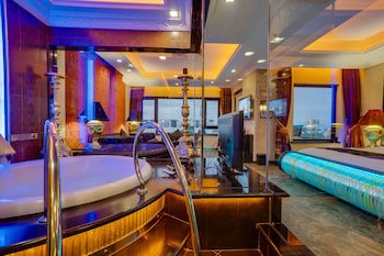 Abc Hotel