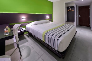 City Express Junior By Marriott Cancun