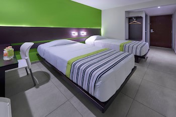City Express Junior By Marriott Cancun