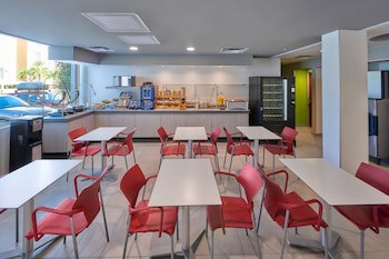 City Express Junior By Marriott Cancun