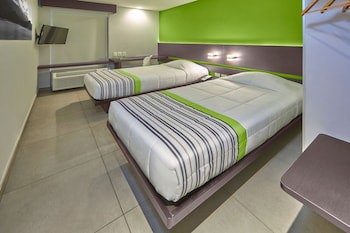City Express Junior By Marriott Cancun