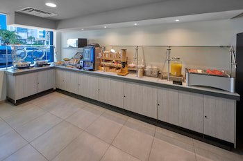 City Express Junior By Marriott Cancun
