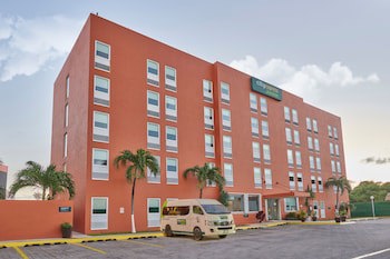 City Express Junior By Marriott Cancun