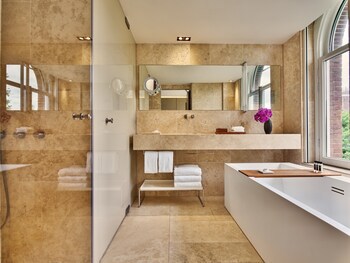 Conservatorium Hotel