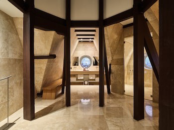 Conservatorium Hotel