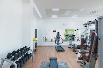 Al Hail Waves Hotel Managed By Centara