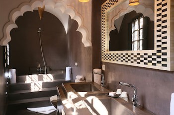 Ambre Epices Medina Riad