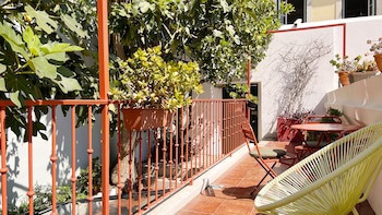 Casa Do Bairro By Shiadu