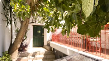 Casa Do Bairro By Shiadu