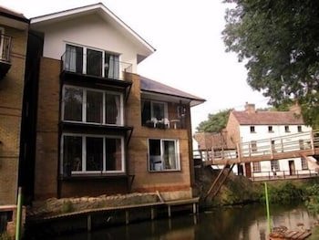 Whitehouse Holiday Lettings