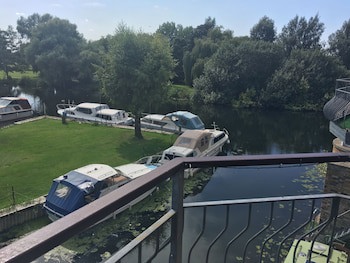 Whitehouse Holiday Lettings