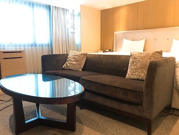 Chateau De Chine Hotel Kaohsiung
