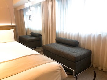 Chateau De Chine Hotel Kaohsiung