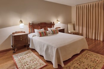 La Casona De La Roza