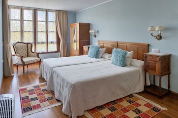 La Casona De La Roza