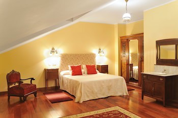 La Casona De La Roza
