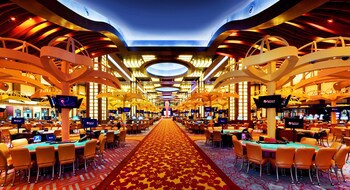Resorts World Sentosa - Crockfords Tower