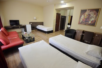 Deluxe Hotel Yerevan
