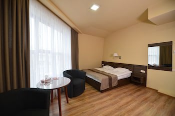 Deluxe Hotel Yerevan