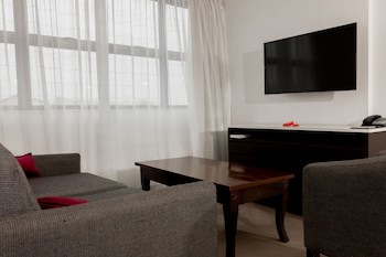 Capricorn Hotel Suva