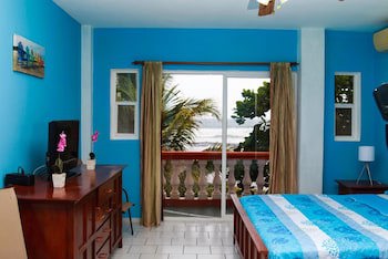 Sabas Beach Resort