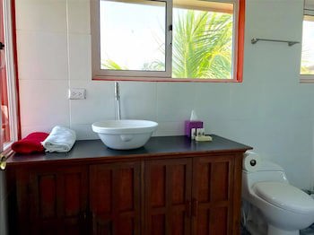 Sabas Beach Resort
