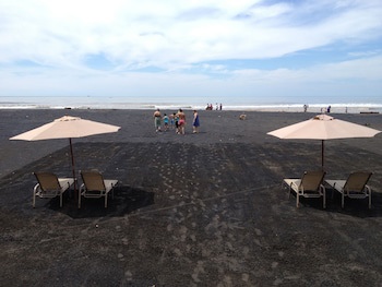 Sabas Beach Resort