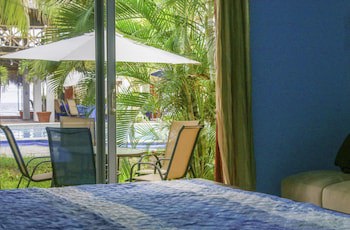 Sabas Beach Resort