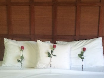 Sabas Beach Resort