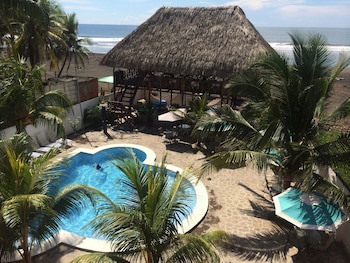Sabas Beach Resort