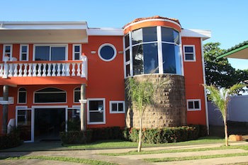 Sabas Beach Resort