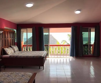 Sabas Beach Resort