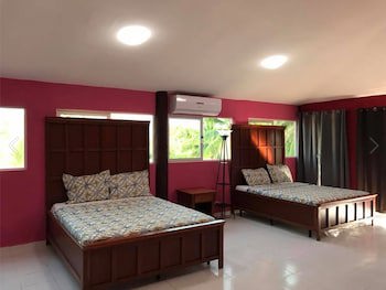 Sabas Beach Resort
