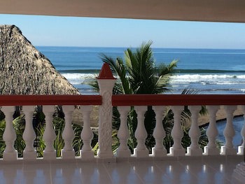 Sabas Beach Resort