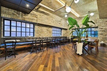 Js Boutique Hotel