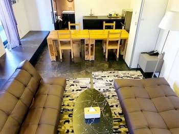 Js Boutique Hotel