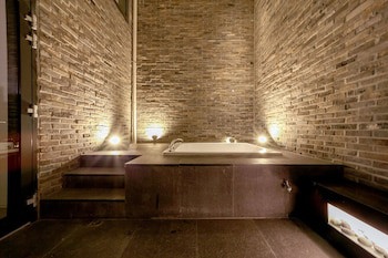 Js Boutique Hotel