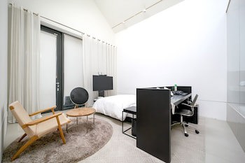 Js Boutique Hotel