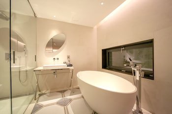 Js Boutique Hotel