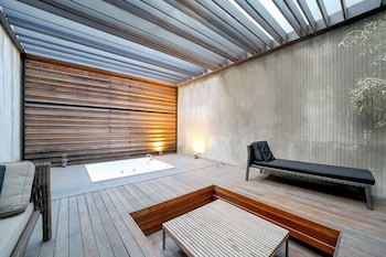 Js Boutique Hotel