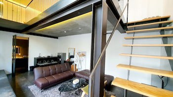 Js Boutique Hotel