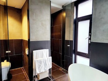 Js Boutique Hotel