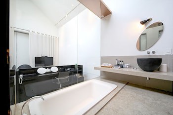 Js Boutique Hotel