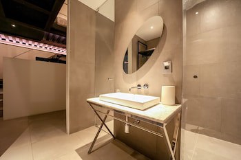 Js Boutique Hotel