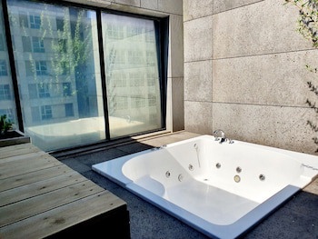 Js Boutique Hotel