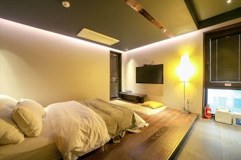 Js Boutique Hotel